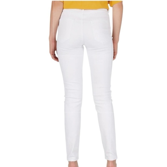 NWT NUMERO Verona High Rise Exposed Button Ankle Jeans Size 29 - Picture 2 of 3